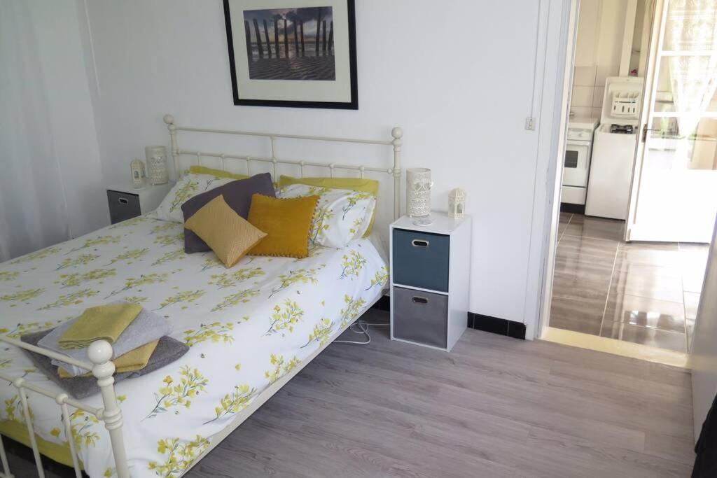 Les Petits Self Contained 2 Bedroom Apartment Molieres (Dordogne) Εξωτερικό φωτογραφία