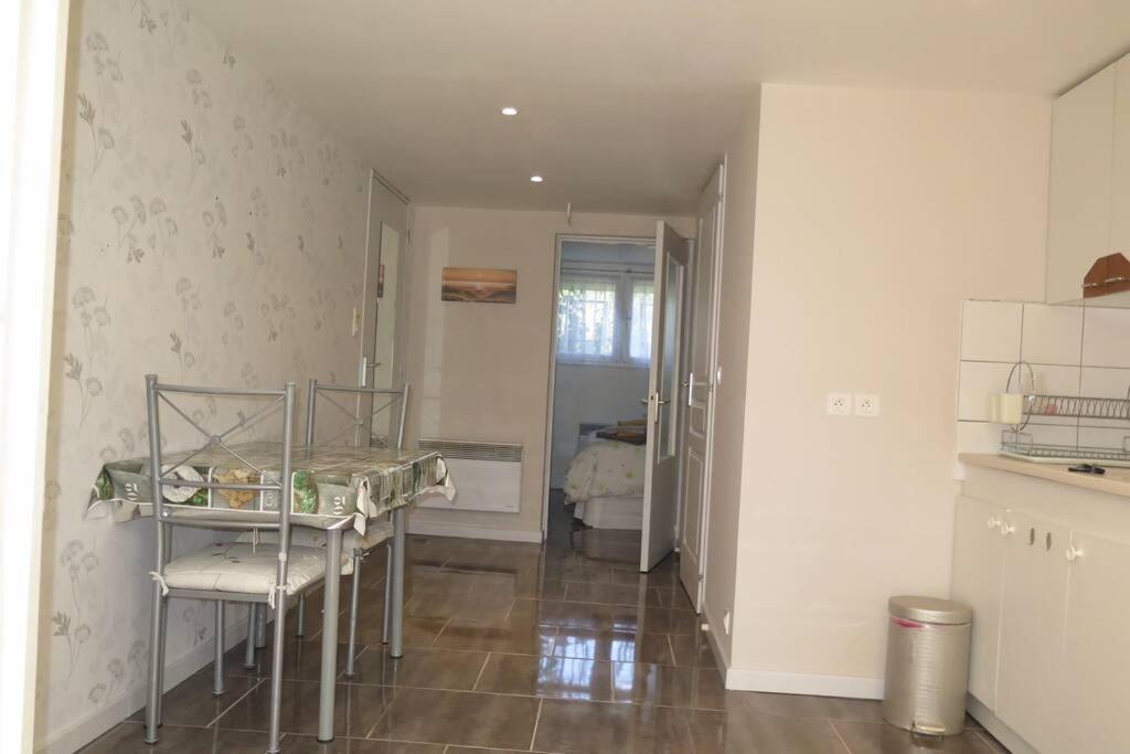 Les Petits Self Contained 2 Bedroom Apartment Molieres (Dordogne) Εξωτερικό φωτογραφία