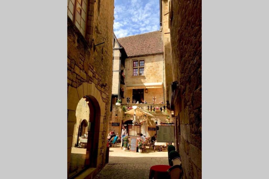 Les Petits Self Contained 2 Bedroom Apartment Molieres (Dordogne) Εξωτερικό φωτογραφία
