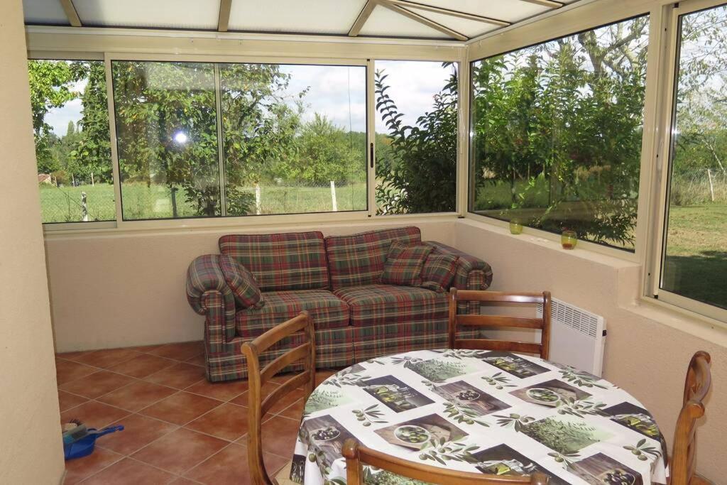 Les Petits Self Contained 2 Bedroom Apartment Molieres (Dordogne) Εξωτερικό φωτογραφία